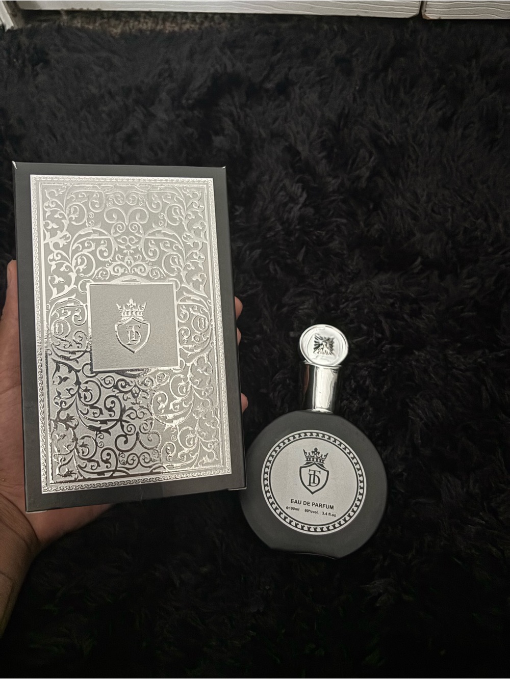 Designer Eau de Parfum in Black & Silver